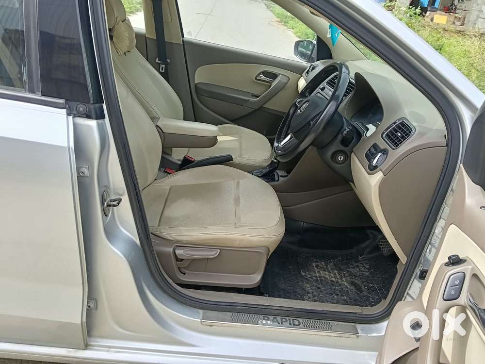 Skoda Rapid [ ] 1.5 Style Plus Tdi At, 2016, Diesel