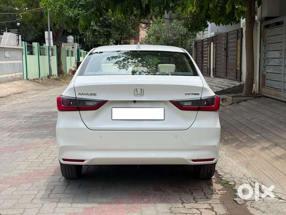 Honda Amaze Zx 1.2 Petrol Cvt, 2025, Petrol