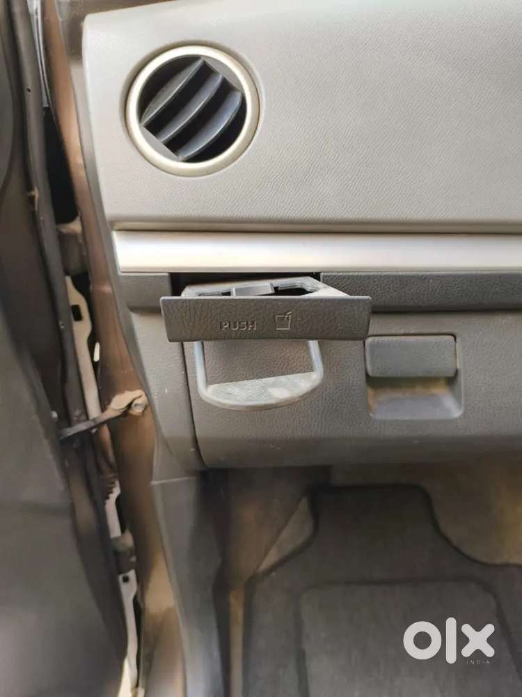 Maruti Suzuki Wagon R 2012 Hybrid Model ( Self Used )