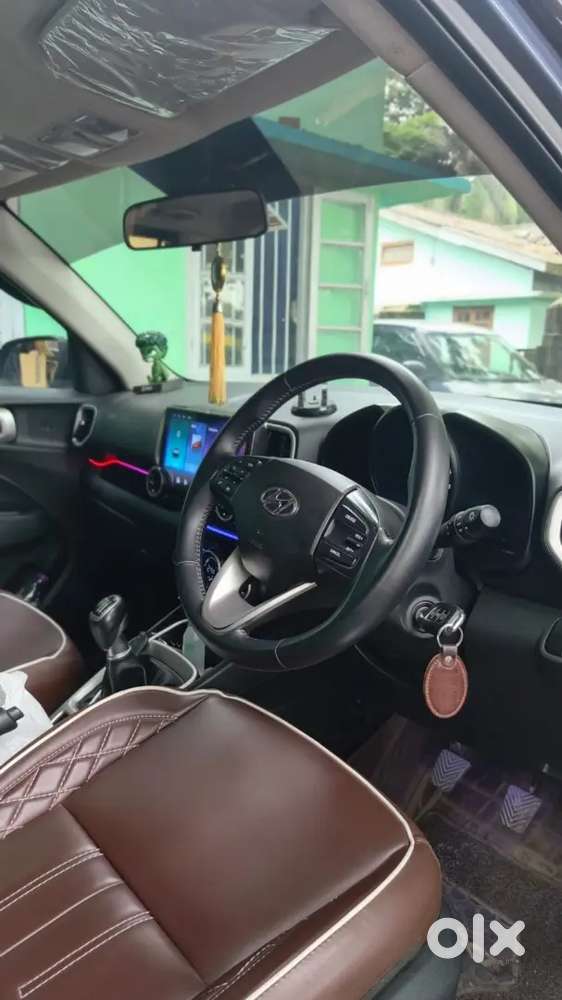 Hyundai Venue 2020 Petrol Well Maintained