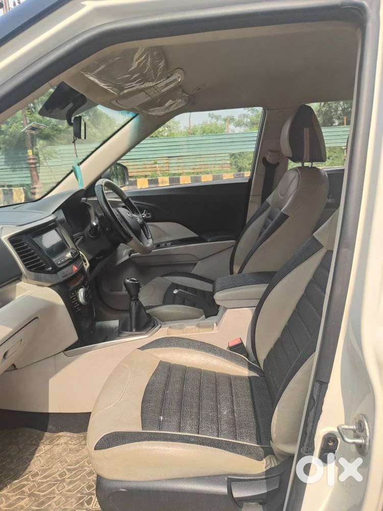 Mahindra Xuv300 W8 Option, 2019
