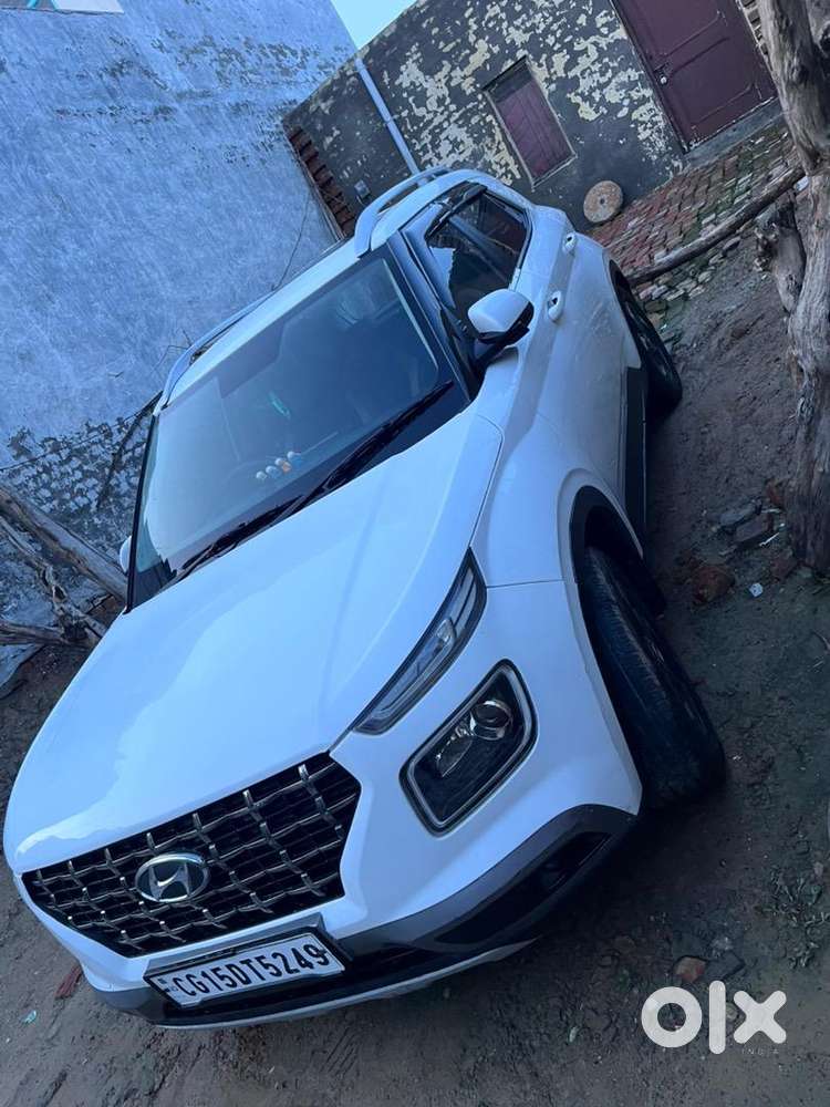Hyundai Venue 2020 Petrol Good Condition