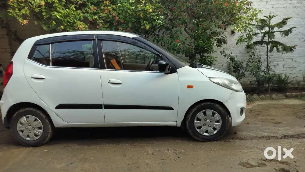 Hyundai I10 2016 Model Very Good Condition No Any Problem All Document