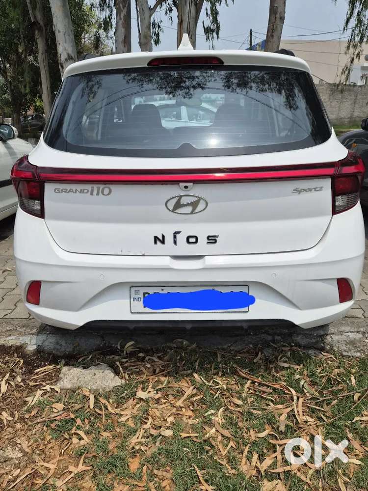 Hyundai Grand I10 Nios Sportz 
Model 23/24
Km 42000 
V Good Condition