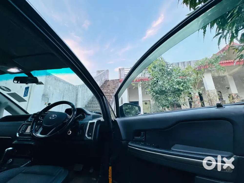 Tata Hexa 2017 Diesel 125000 Km Driven