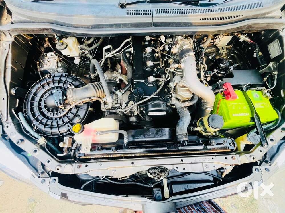 Toyota Innova 2015 Diesel 71000 Km Driven