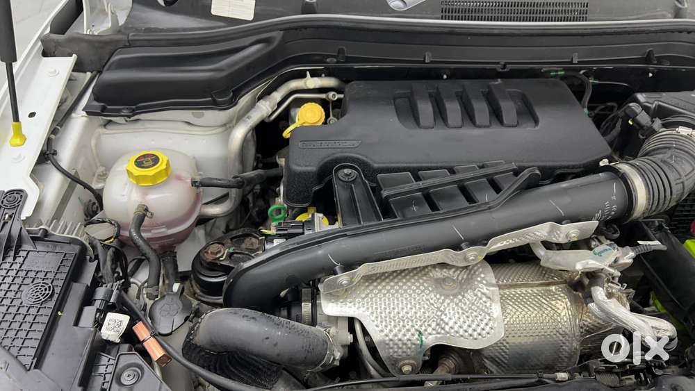 Mahindra Xuv 3xo Ax5 1.5 Diesel Autoshift Plus, 2024, Diesel