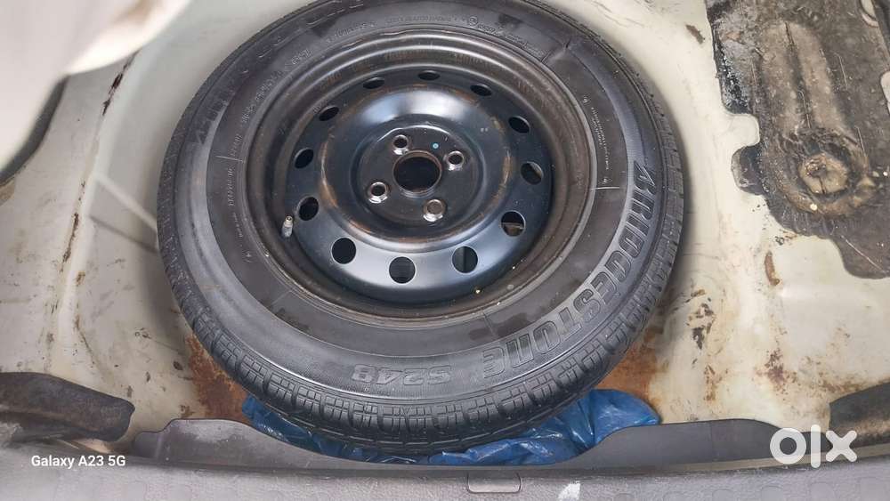 Maruti Suzuki Swift Dzire Vdi Bsiv, 2015, Diesel