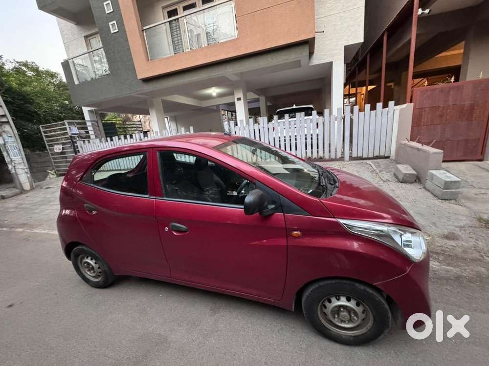 Hyundai With Petrol 2012