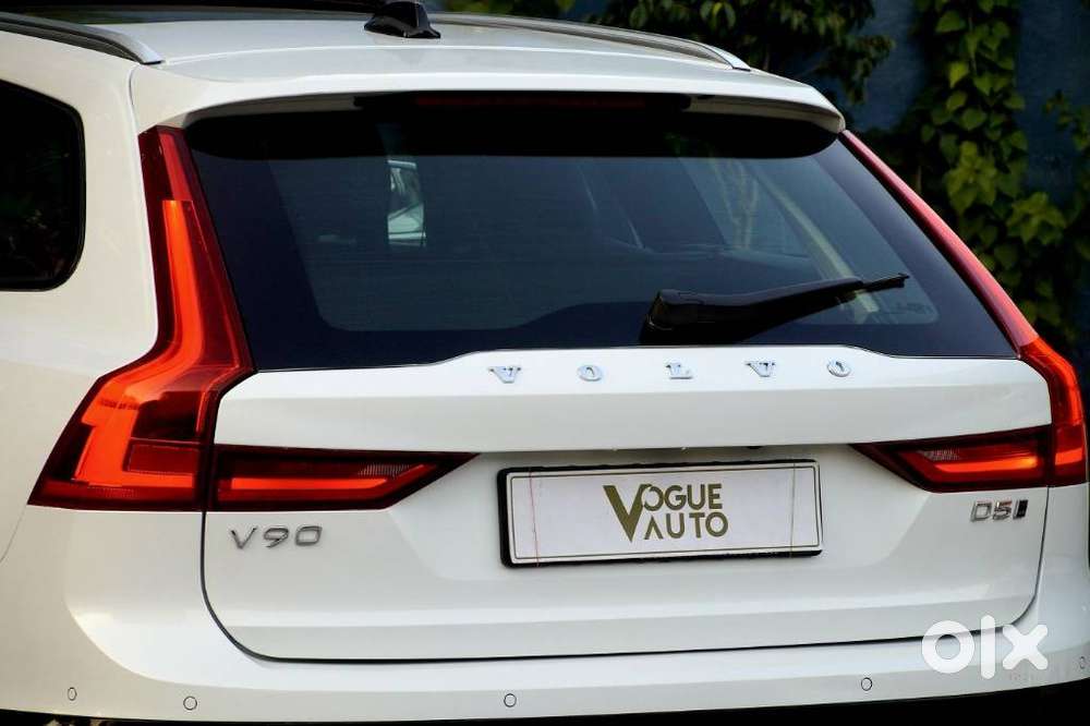 Volvo V 90 Cross Country D5, 2019, Diesel