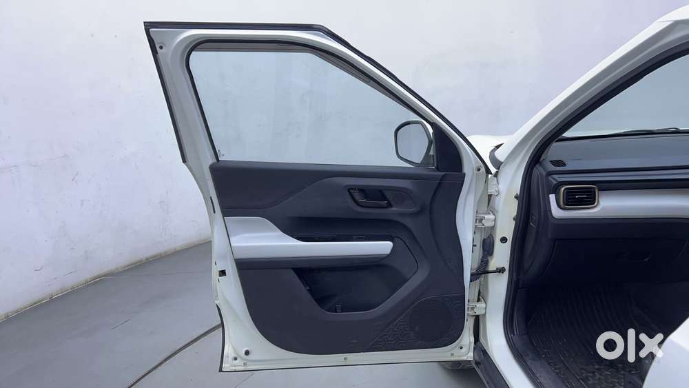 Tata Punch Accomplished, 2023, Petrol