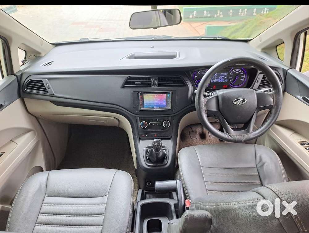 Mahindra Marazzo M2, 2018, Diesel