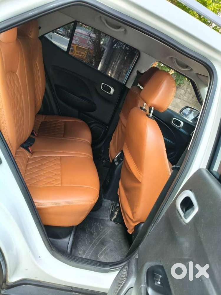 Hyundai Venue 1.2 S (o), 2020, Petrol