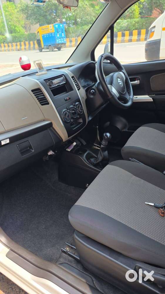 Maruti Wagonr Lxi 2015  Only 23,000 Km Driven  Well Maintained