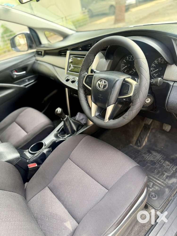 Toyota Innova Crysta 2.7 Gx Mt, 2017, Petrol