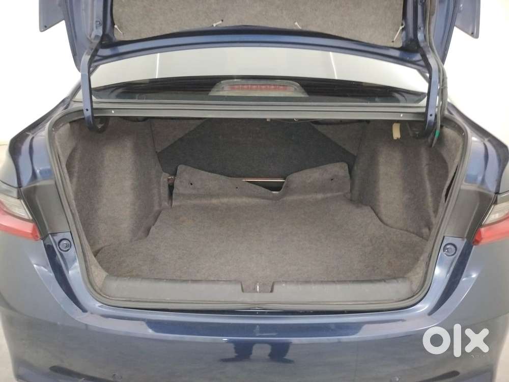 Honda City Zx Petrol Cvt, 2023, Petrol