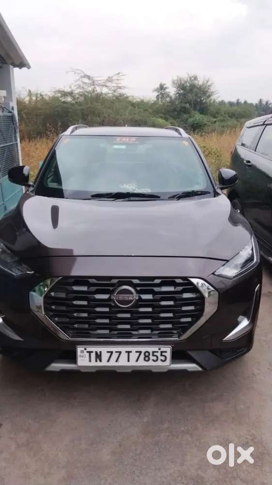 Nissan Magnite 2014 Petrol Mid Variant Well Maintained.