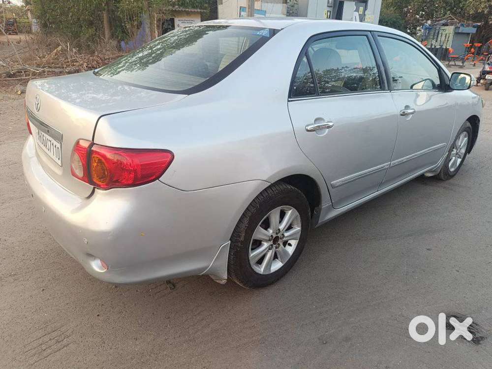 Toyota Corolla Altis 2010-2013 Vl, 2009, Petrol