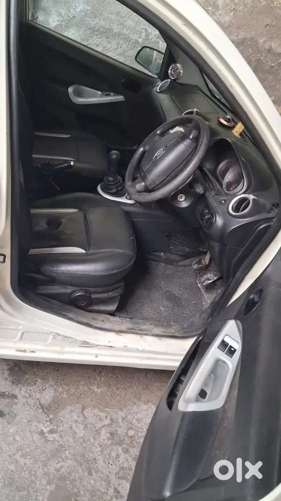 Ford Figo 2011 Top Model