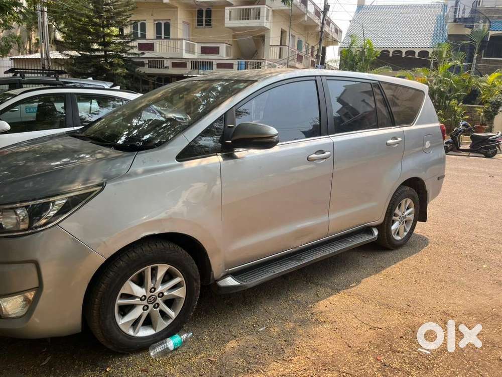 Toyota Innova Crysta 2017 Diesel 190000 Km Driven