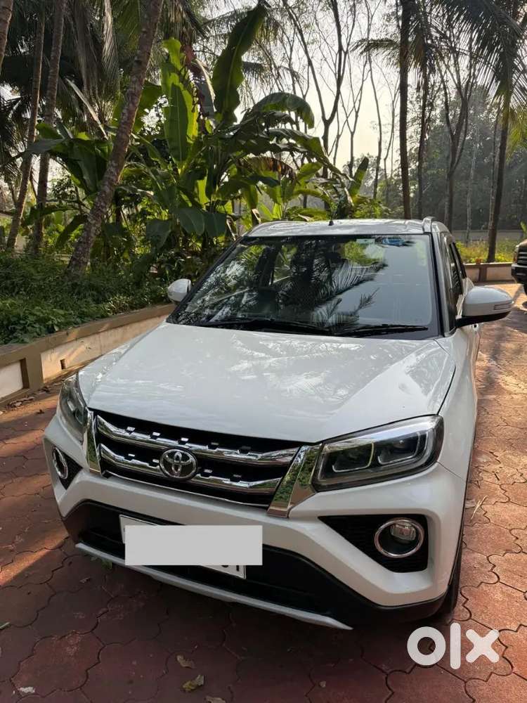 Toyota Urban Cruiser 2020   Mt  Single Owner  Showroom Service