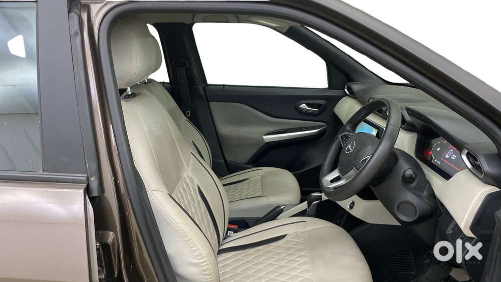 Nissan Magnite 1.0 Xv Turbo Cvt, 2021, Petrol