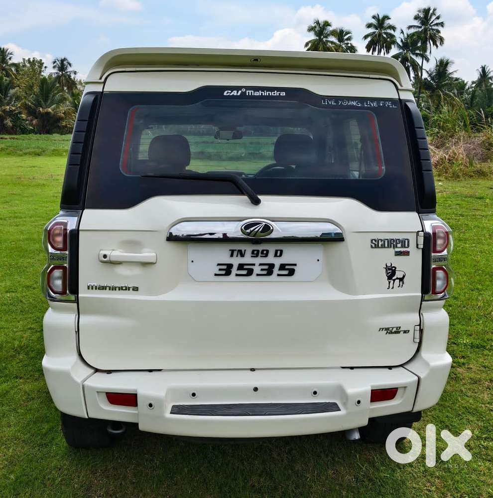 Mahindra Scorpio S10 8 Seater, 2015, Diesel