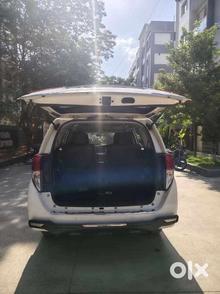 Toyota Innova Crysta, 2016, Diesel