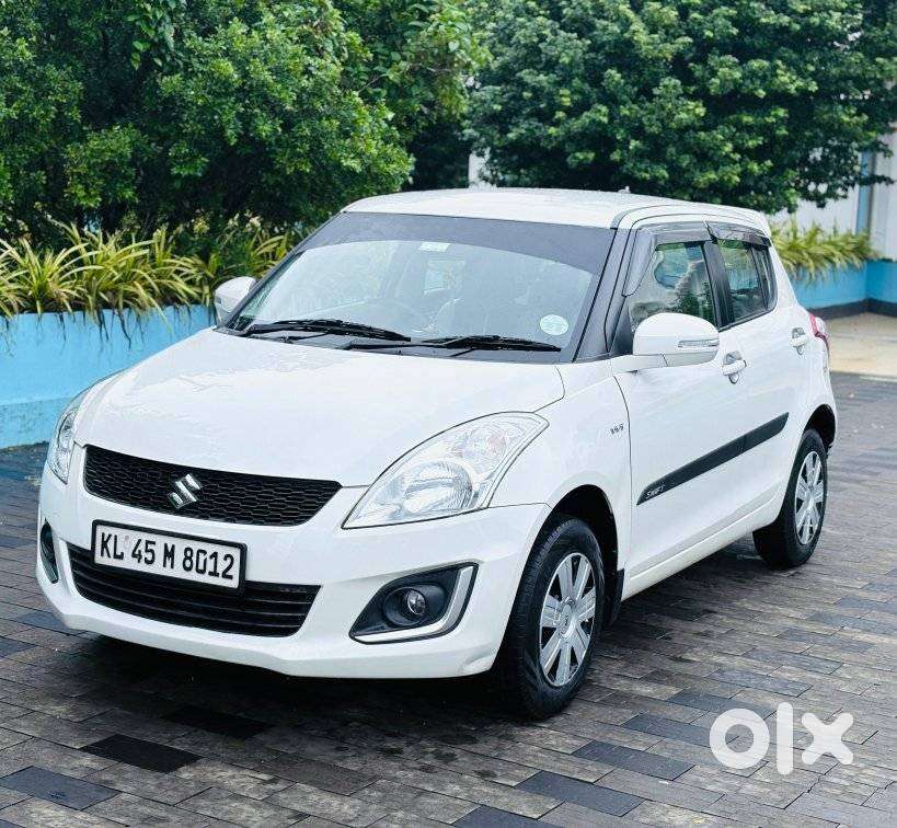 Maruti Suzuki Swift Vxi Optional, 2016, Petrol