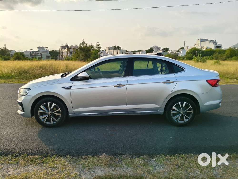 Skoda Slavia 1.0 Tsi Style At, 2023, Petrol
