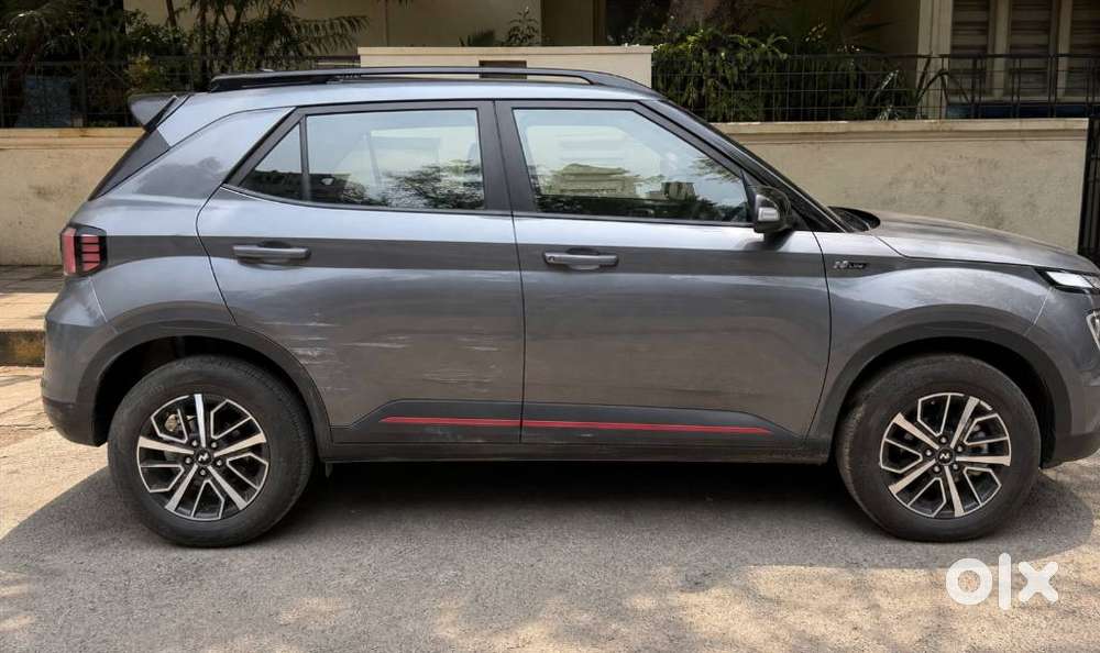 Hyundai Venue, 2025, Petrol
