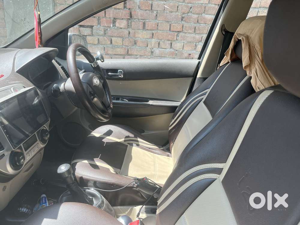 Hyundai I20 2010-2012 1.4 Asta At With Avn, 2010, Petrol