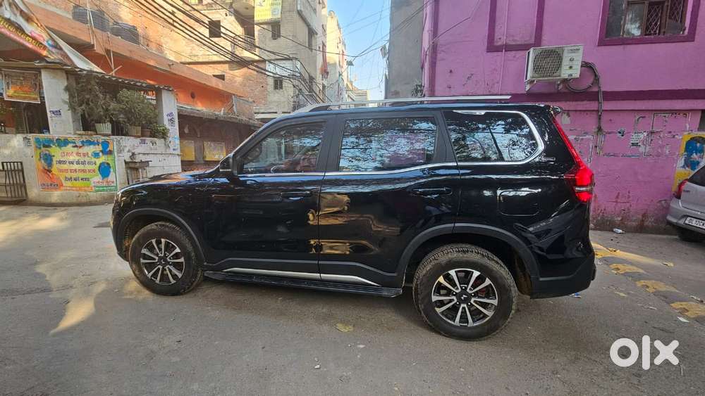 Mahindra Scorpio N Z8 Petrol At 7 Str, 2024, Petrol