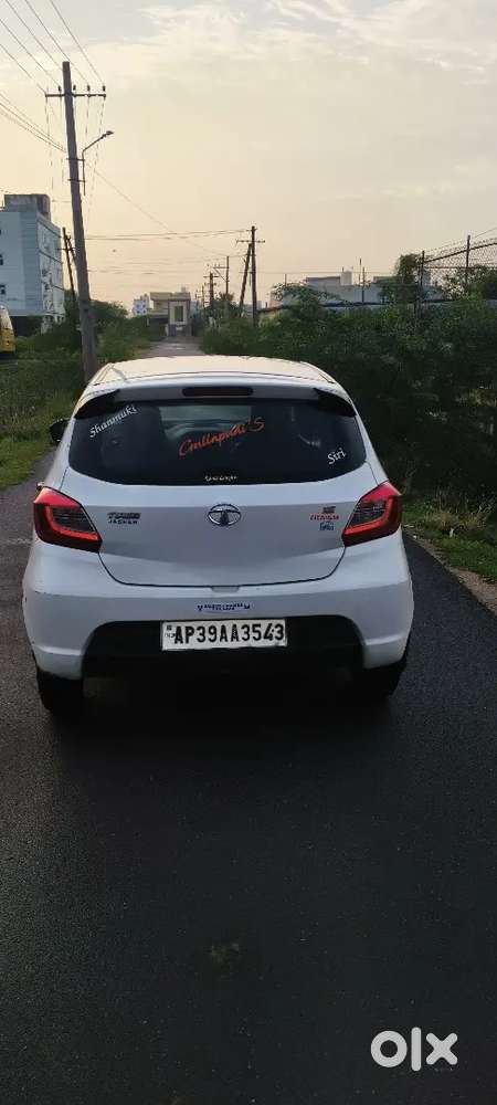 Tata Tiago Revotron 2019