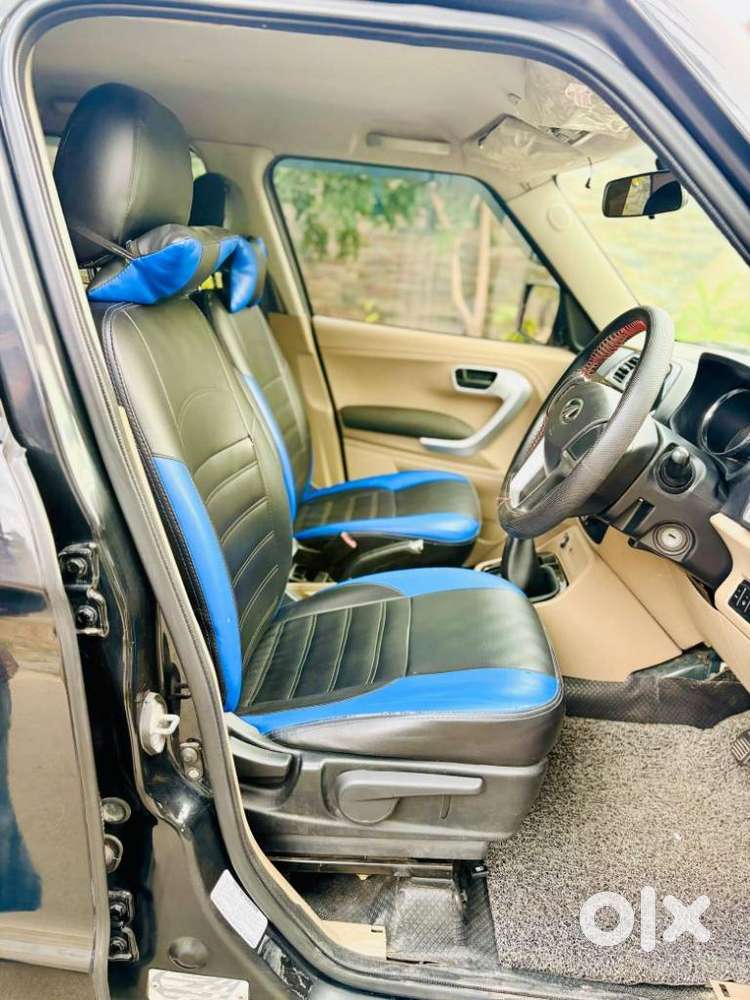 Mahindra Tuv 300 T10, 2018, Diesel