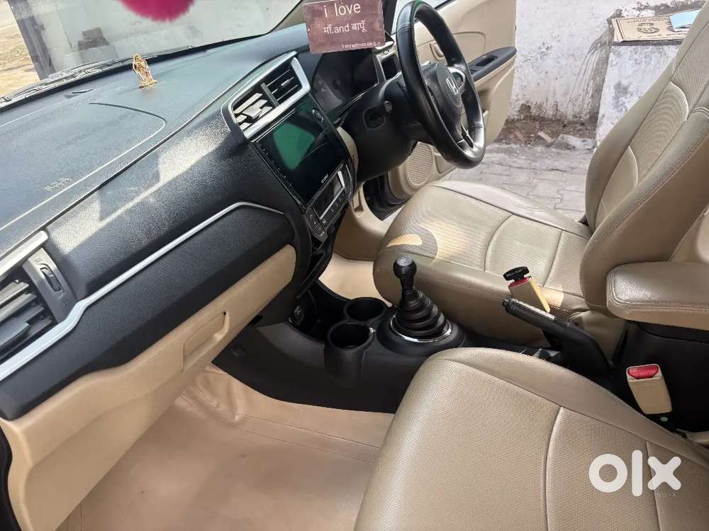 2018 Honda Amaze S ( Pride Edition)petrol Manual