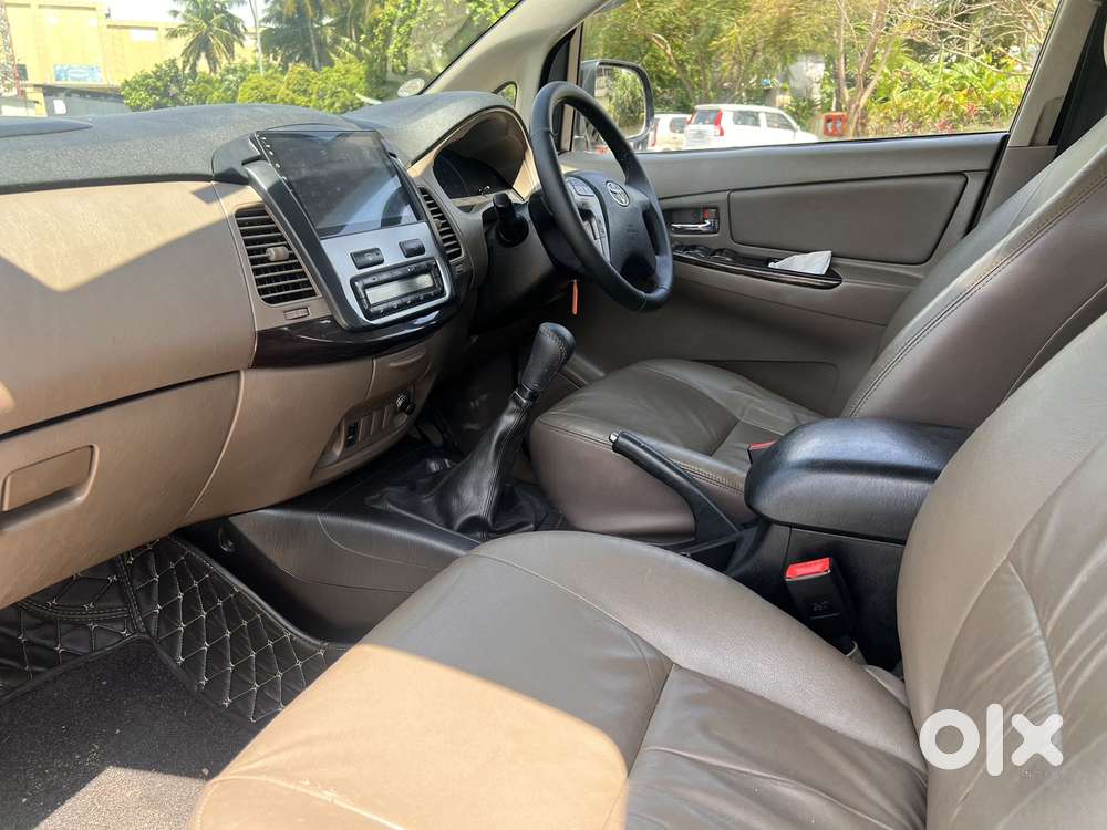 Toyota Innova 2.5 Z Diesel 7 Seater, 2015, Diesel