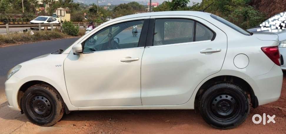 Maruti Suzuki Swift Dzire 1.2 Vxi Bsiv, 2017, Petrol