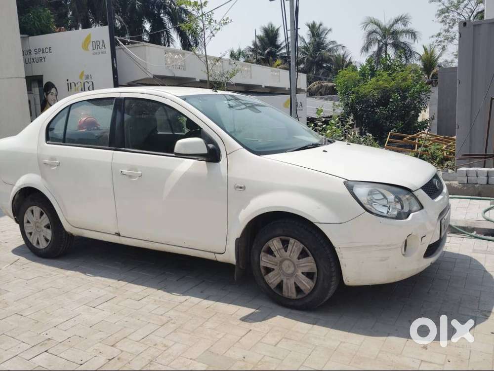 Single Hand Drive From Single Owner And Milage Used Only 1.5 Lakhs.