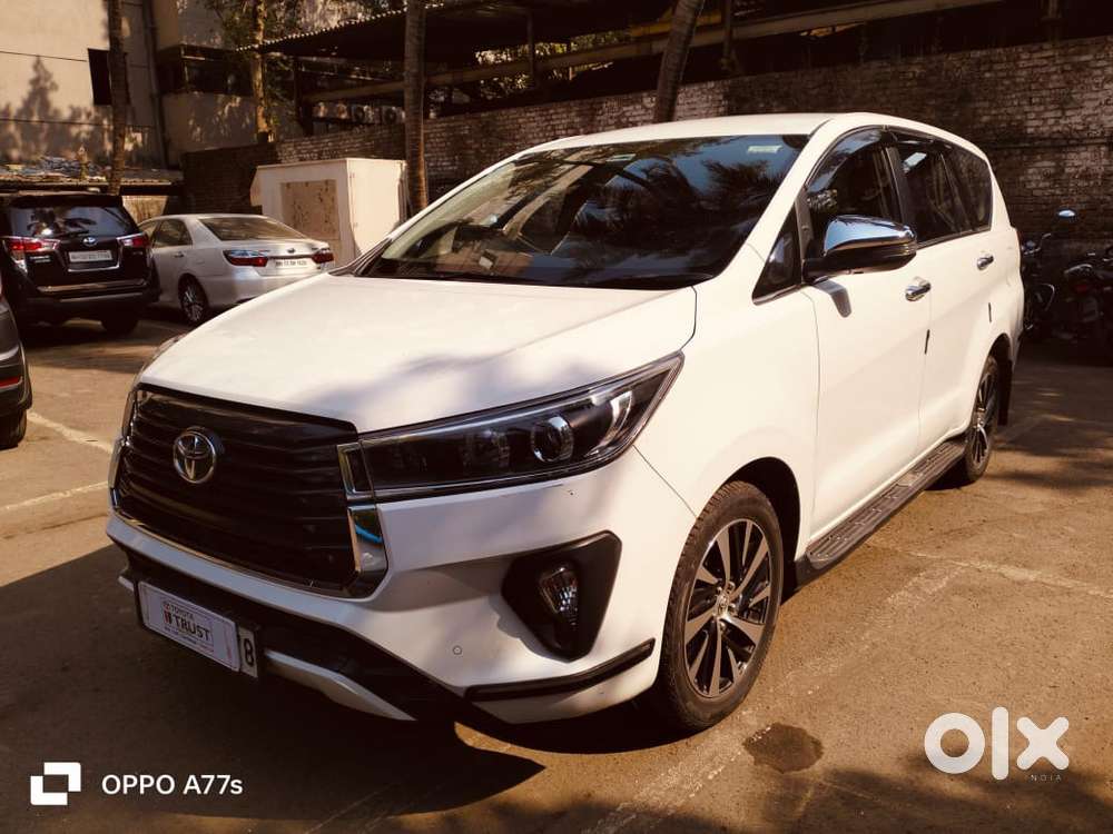 Toyota Innova Crysta 2022 Petrol Automatic 80000 Km