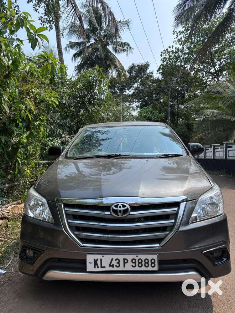 Toyota Innova 2013 Diesel Well Maintained