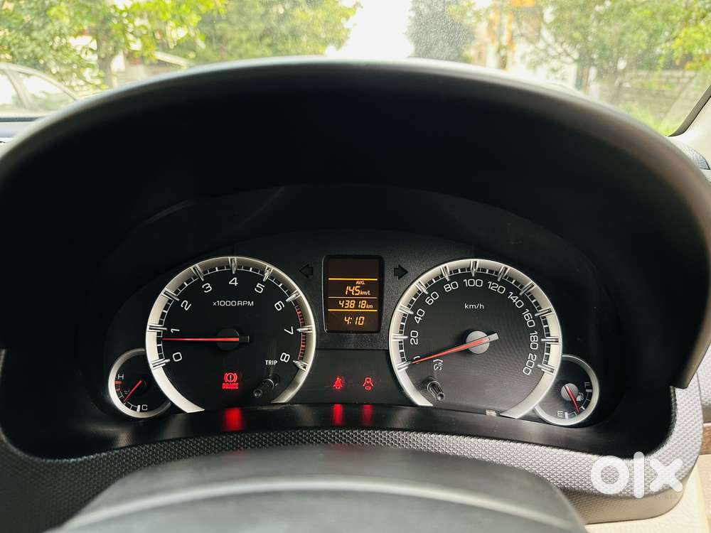 Maruti Suzuki Swift Dzire Vxi(o) Mt, 2016, Petrol