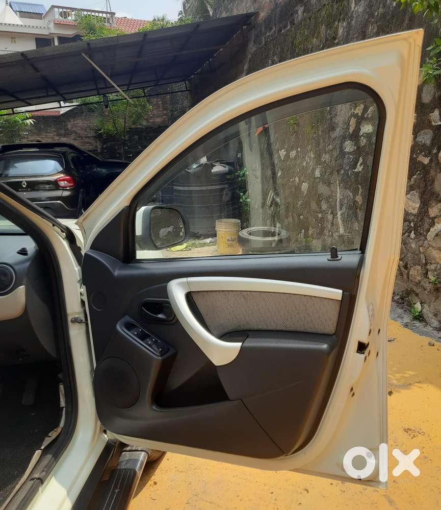 Renault Duster, 2013, Petrol
