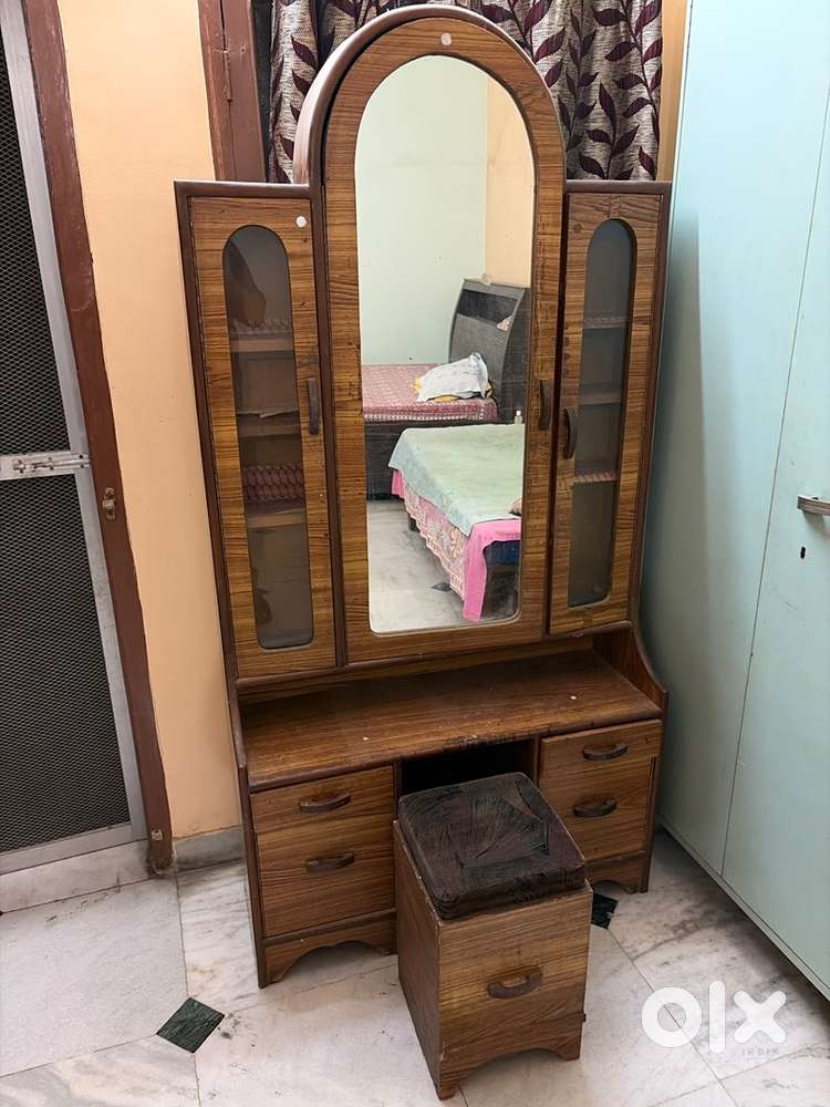 Sheesham Wood Dressing Table