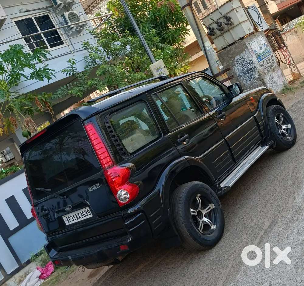 Mahindra Scorpio Classic 2008 Diesel 195000 Km Driven