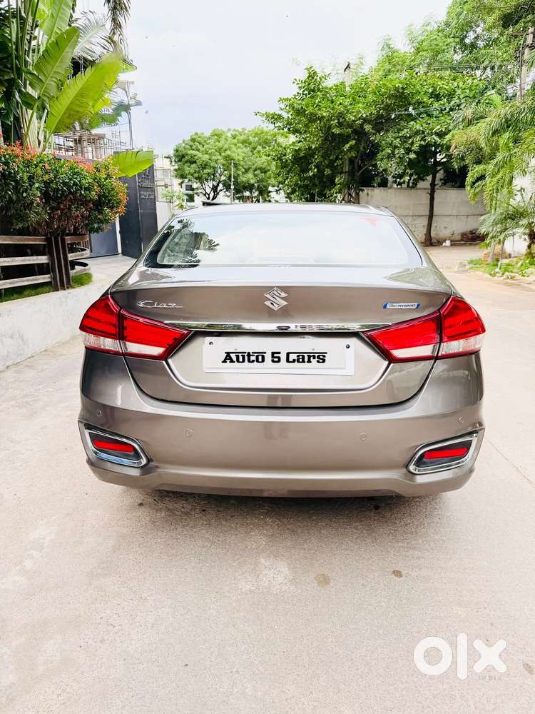 Maruti Suzuki Ciaz 1.3 Alpha Shvs Mt, 2021, Petrol