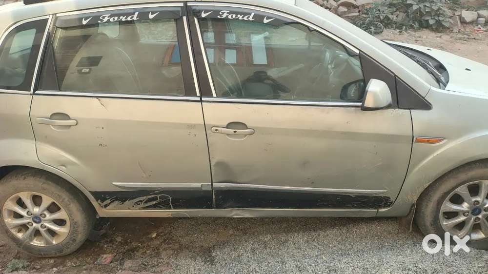 Ford Figo 2012 Diesel 90000 Km Driven