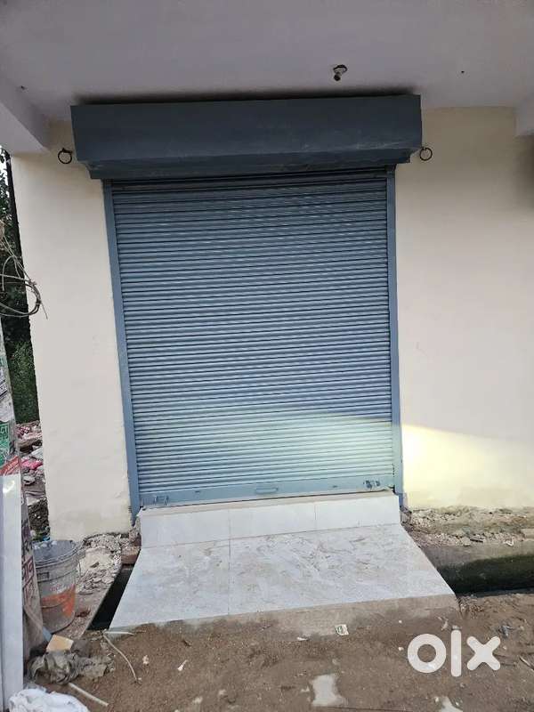 10×14 Shop man Rod  Balaji Enclave  Govindpuram Ghaziabad