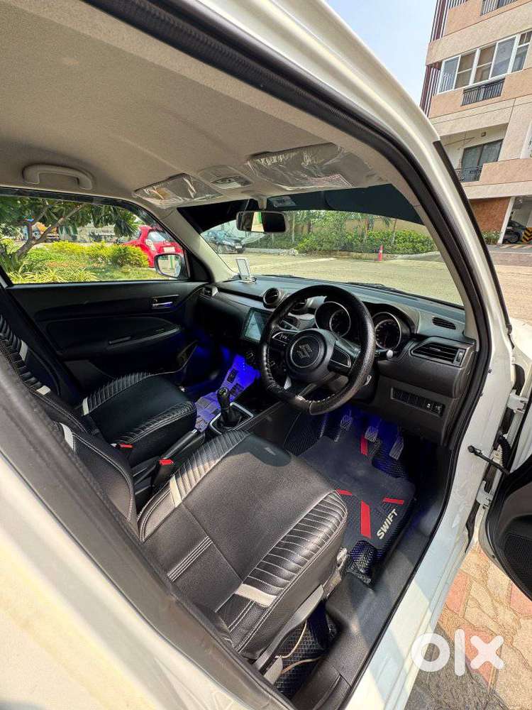 Maruti Suzuki Swift 1.2 Vxi (o), 2023, Petrol