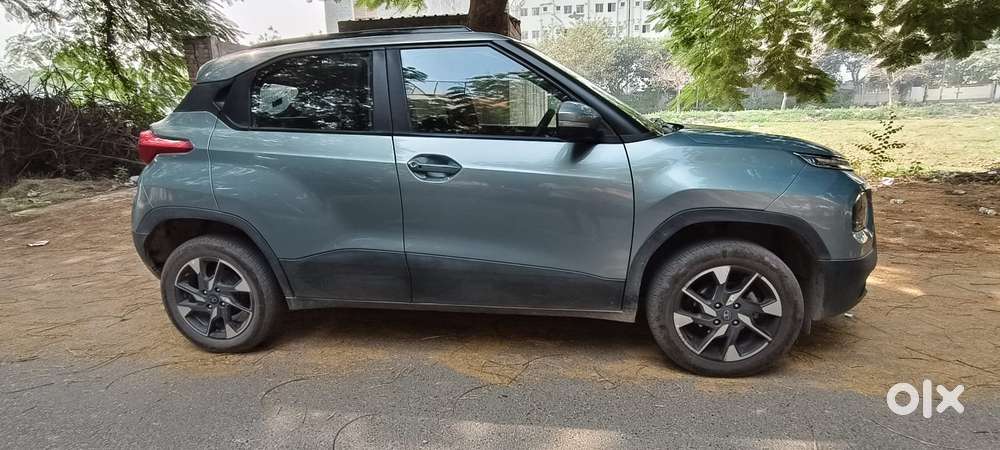 Tata Punch Accomplished Dazzle Mt Sunroof, 2025, Cng & Hybrids